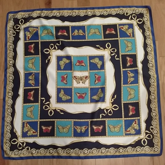 VTG Italian Butterfly Design Scarf - Picture 2 of 6